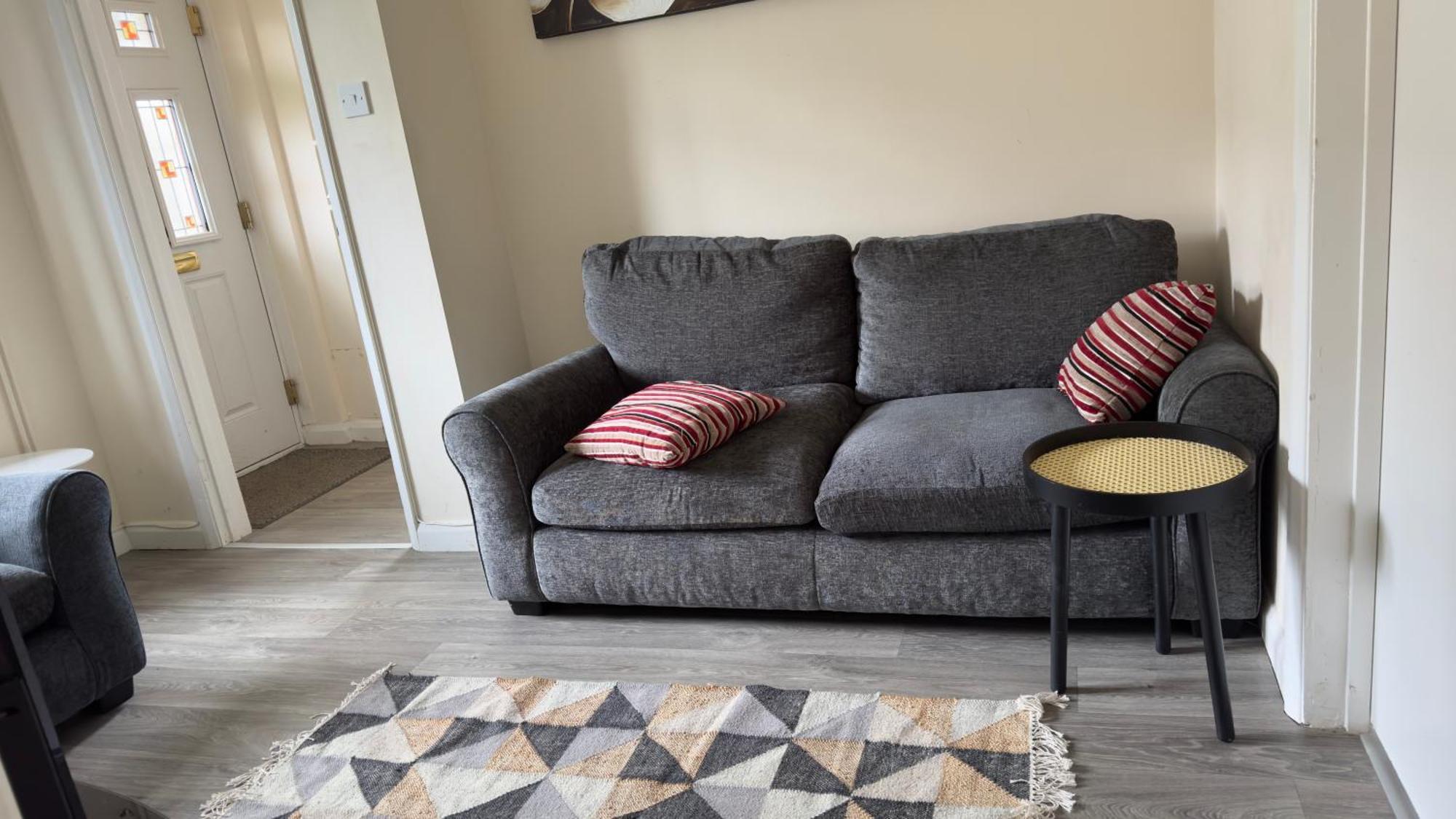 Contractor's Haven: Pet-Friendly 4-Bedroom with Free Parking and Fast Wi-Fi Aylesbury  Exterior photo